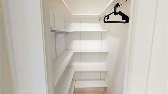 Rooms in Paris 17ème arrondissement - photo 4