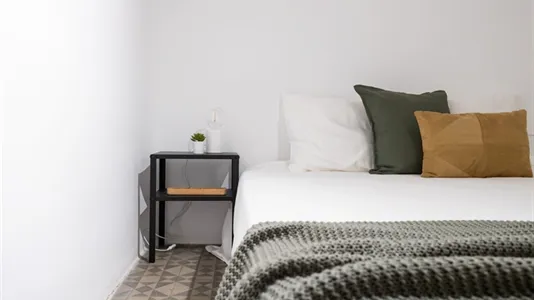 Rooms in Barcelona Eixample - photo 4