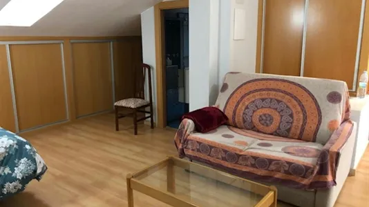 Apartments in Zaragoza - photo 5