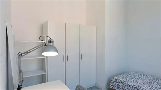 Rooms in Roma Municipio II – Parioli/Nomentano - photo 2