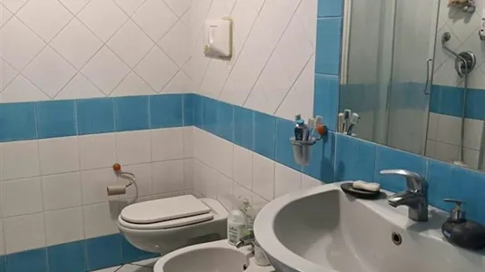 Rooms in Napoli Municipalità 2 - photo 5