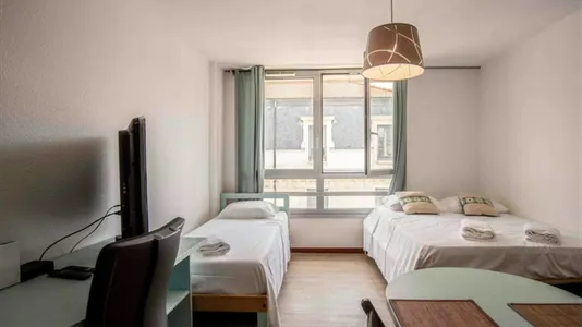 Apartments in Lyon - photo 2