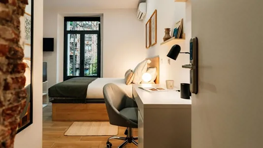 Rooms in Madrid Retiro - photo 2