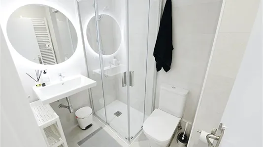 Rooms in Bilbao - photo 10