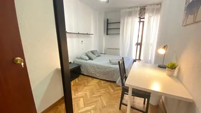 Room for rent in Madrid Fuencarral-El Pardo, Madrid