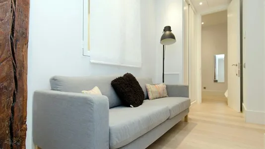 Rooms in Madrid Centro - photo 6