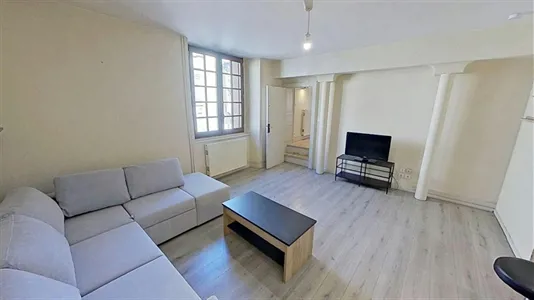 Apartments in Clermont-Ferrand - photo 2