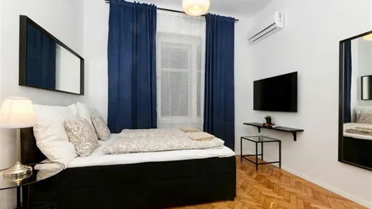 Apartments in Budapest Józsefváros - photo 4