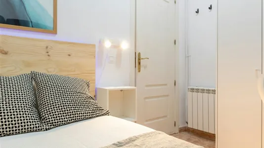 Rooms in Madrid Centro - photo 5