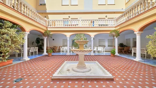 Rooms in Málaga - photo 6