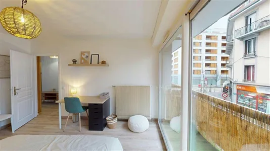 Rooms in Saint-Julien-en-Genevois - photo 6