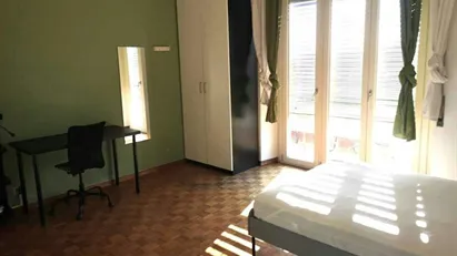 Room for rent in Bologna, Emilia-Romagna