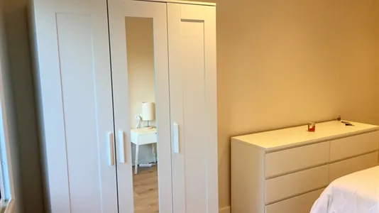 Rooms in Barcelona Eixample - photo 5