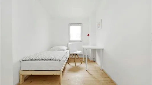 Rooms in Berlin Spandau - photo 1