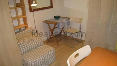 Room for rent in Barcelona Ciutat Vella, Barcelona