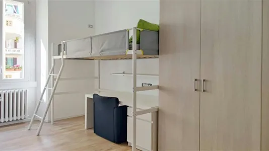 Rooms in Milano Zona 8 - Fiera, Gallaratese, Quarto Oggiaro - photo 1