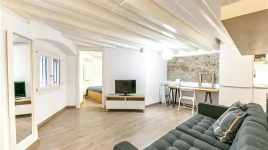 Apartments in Barcelona Ciutat Vella - photo 6