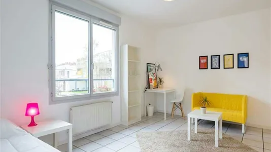 Rooms in Lyon - photo 3