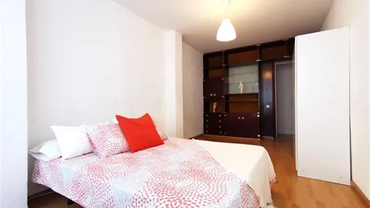 Rooms in Madrid Salamanca - photo 3