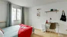 Room for rent, Nanterre, Île-de-France, &lt;span class=&quot;blurred street&quot; onclick=&quot;ProcessAdRequest(12644042)&quot;&gt;&lt;span class=&quot;hint&quot;&gt;See streetname&lt;/span&gt;[xxxxxxxxxxxxx]&lt;/span&gt;