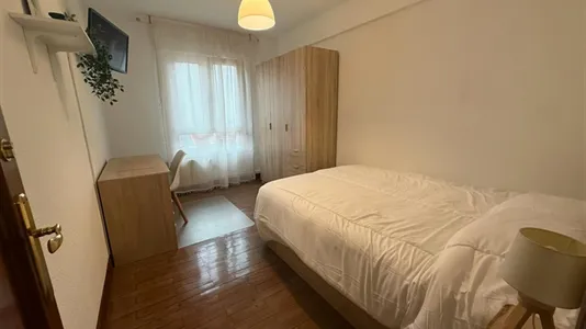 Rooms in Bilbao - photo 2
