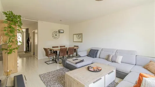 Apartments in Amstelveen - photo 2