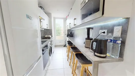 Rooms in Lyon - photo 9