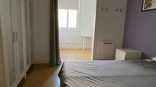 Rooms in Barcelona Eixample - photo 4