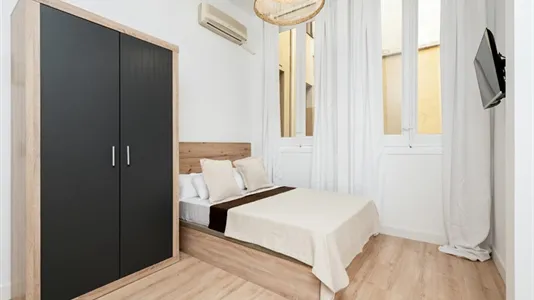 Rooms in Madrid Centro - photo 6