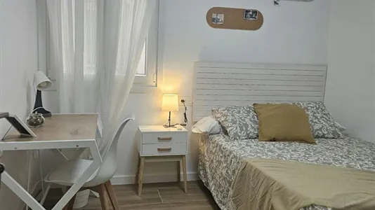 Rooms in Zaragoza - photo 3