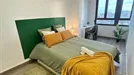 Room for rent, Valencia Ciutat Vella, Valencia (region), &lt;span class=&quot;blurred street&quot; onclick=&quot;ProcessAdRequest(13519139)&quot;&gt;&lt;span class=&quot;hint&quot;&gt;See streetname&lt;/span&gt;[xxxxxxxxxxxxx]&lt;/span&gt;