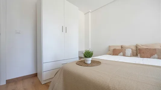 Rooms in Tavernes Blanques - photo 4