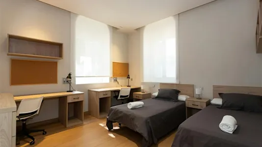 Rooms in Aranjuez - photo 7
