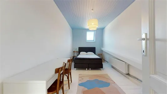 Rooms in Location is not specified - photo 1