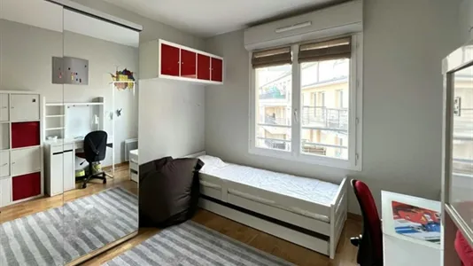 Apartments in Nanterre - photo 3