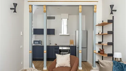 Apartments in Barcelona Ciutat Vella - photo 5