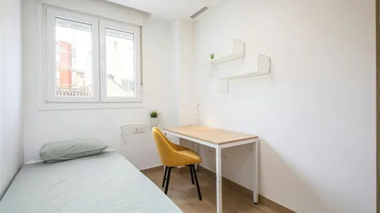Apartments in Burjassot - photo 1