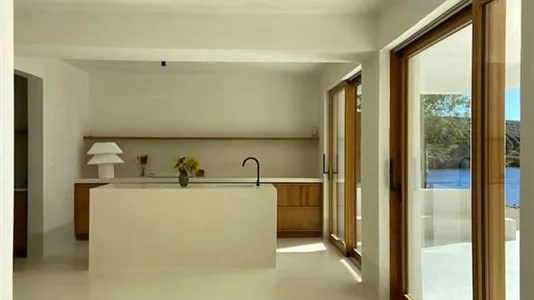 Houses in Location is not specified - photo 6