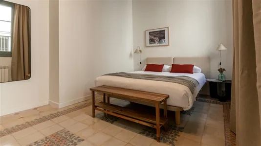 Apartments in Barcelona Ciutat Vella - photo 9
