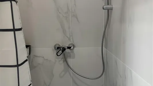 Rooms in Brussels Sint-Joost-ten-Node - photo 9