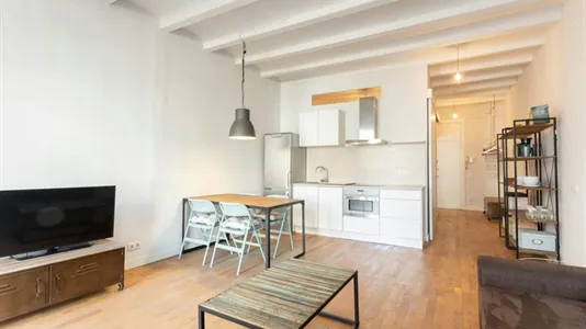 Apartments in Barcelona Eixample - photo 7