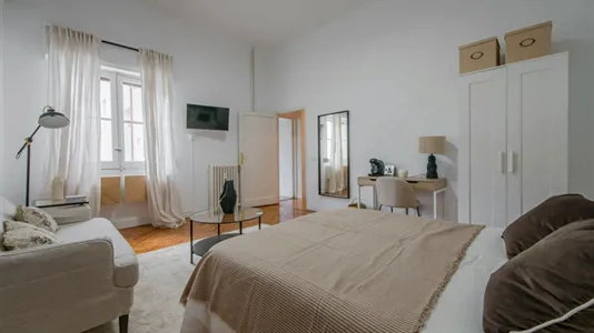 Rooms in Madrid Salamanca - photo 3