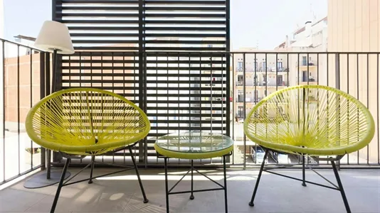 Rooms in Barcelona Ciutat Vella - photo 9