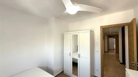 Rooms in Valencia L'Eixample - photo 2