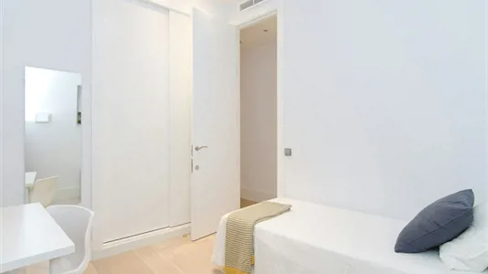 Rooms in Madrid Centro - photo 2