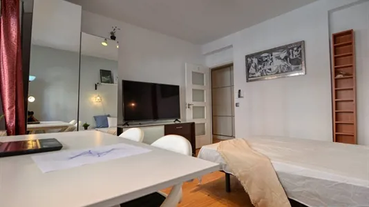 Rooms in Madrid Salamanca - photo 3