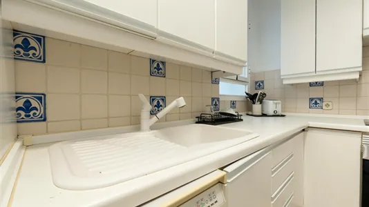 Rooms in Madrid Salamanca - photo 3