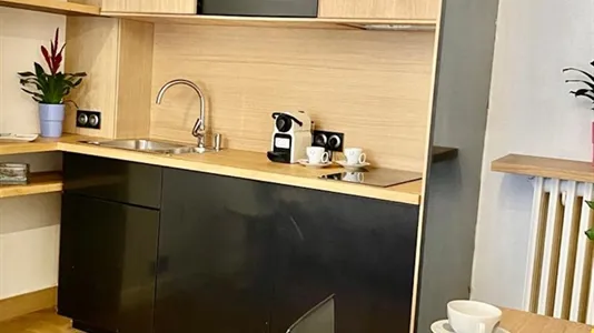 Apartments in Paris 10ème arrondissement - photo 9