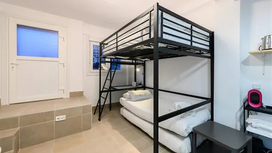 Apartments in Madrid Ciudad Lineal - photo 3