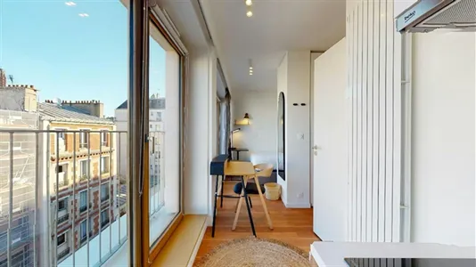 Rooms in Paris 17ème arrondissement - photo 2